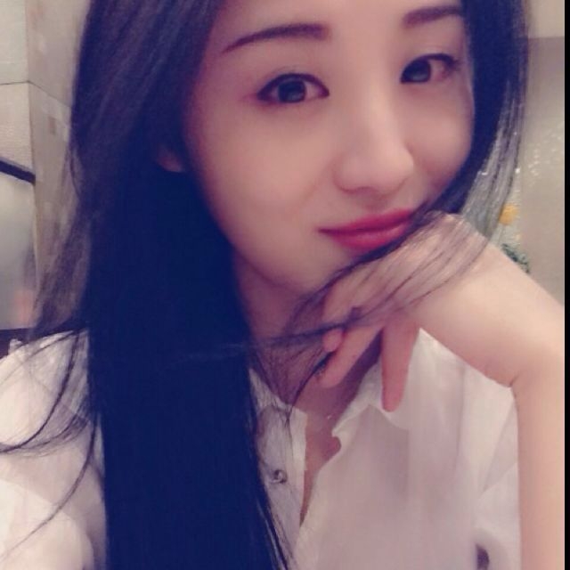 在水一方的第一张照片--南阳相亲服务中心