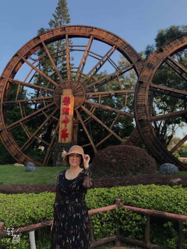 杏娅的第二张照片--南阳相亲服务中心