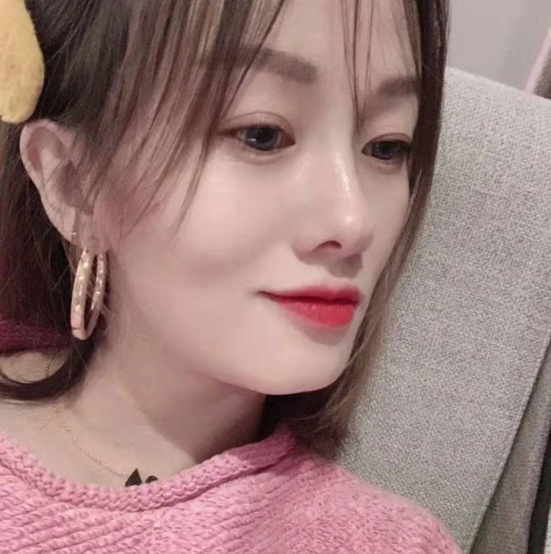 微醺的笑容的第一张照片--南阳相亲服务中心