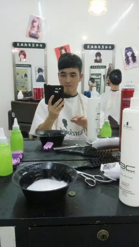 牛郎的第二张照片--南阳相亲服务中心