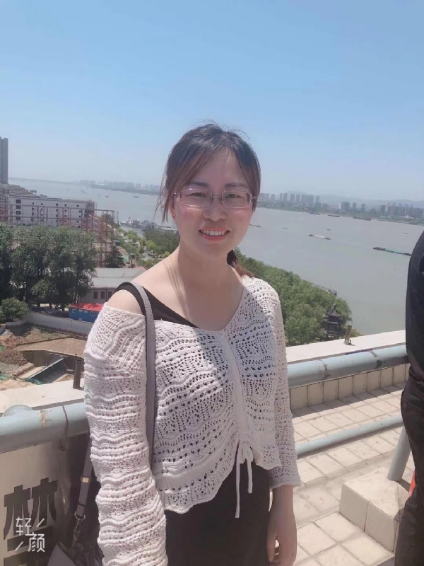 随缘的第一张照片--南阳相亲服务中心