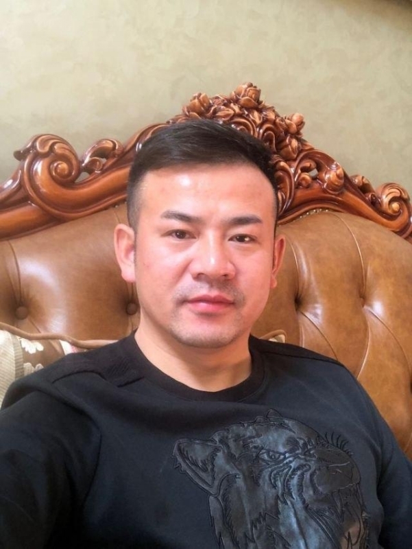 治国的第一张照片--南阳相亲服务中心