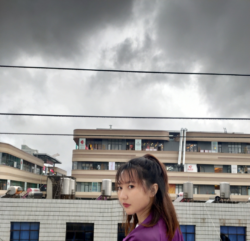 李家小姐的第三张照片--南阳相亲服务中心