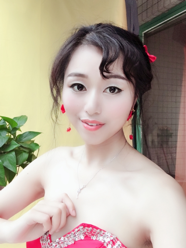 薇薇的第一张照片--南阳相亲服务中心