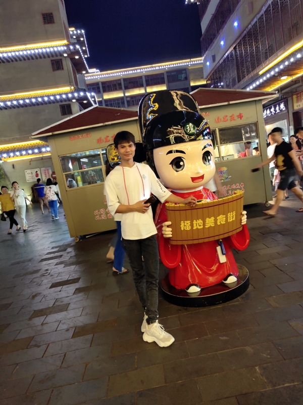 圆嘟嘟的瘦子的第一张照片--南阳相亲服务中心