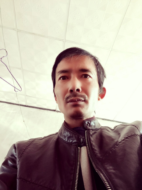好久好久的第四张照片--南阳相亲服务中心