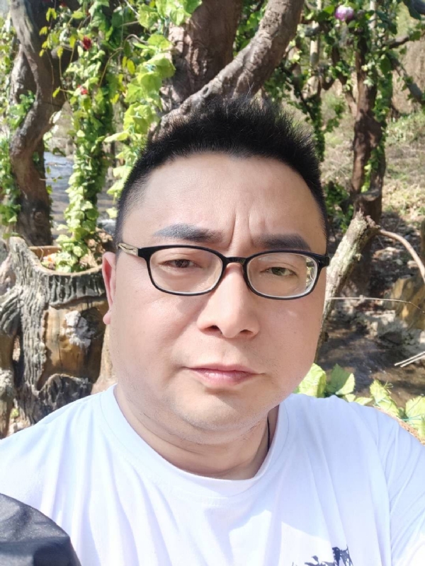 妙手仁心的第一张照片--南阳相亲服务中心