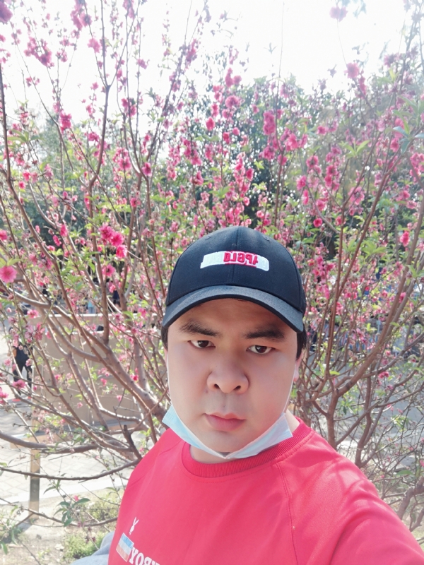 真心交友的第一张照片--南阳相亲服务中心