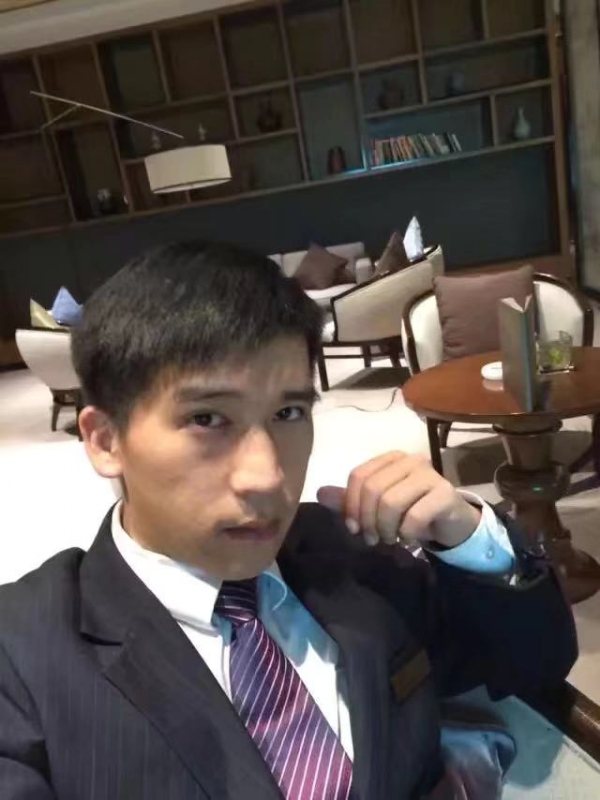 一条孤独的鱼的第二张照片--南阳相亲服务中心