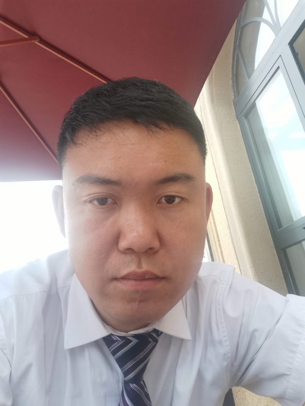 小龙哥的第一张照片--南阳相亲服务中心