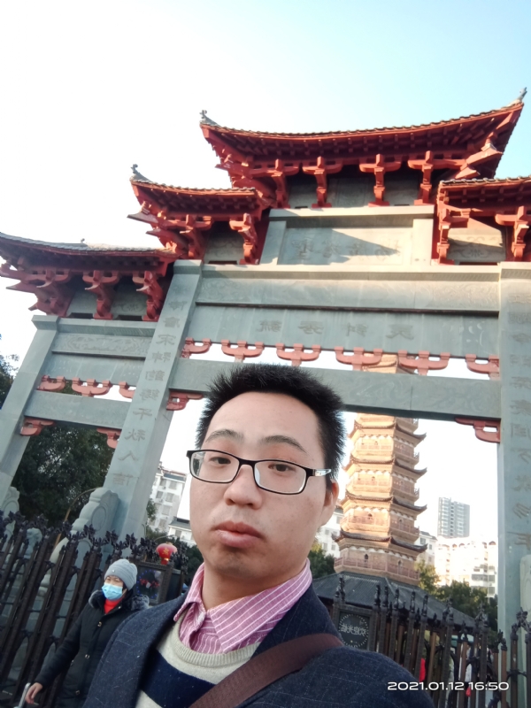 碧血丹心的第一张照片--南阳相亲服务中心