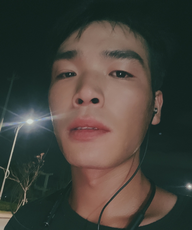 满船清梦压星河的第一张照片--南阳相亲服务中心