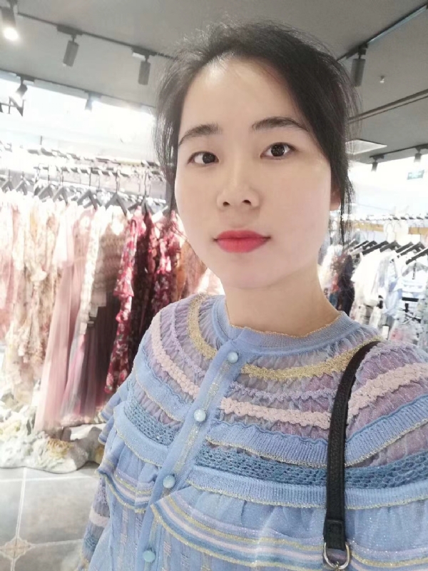 团笑的第一张照片--南阳相亲服务中心