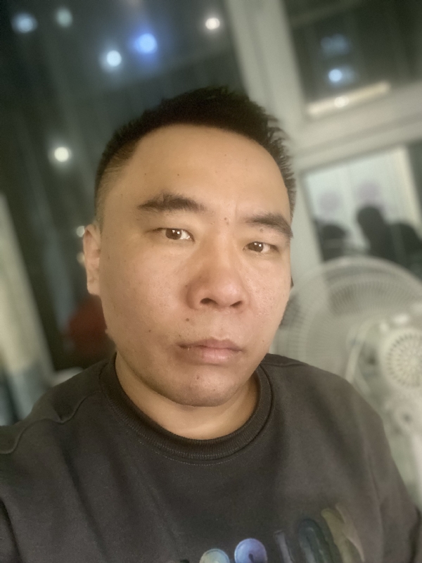 云的第四张照片--南阳相亲服务中心