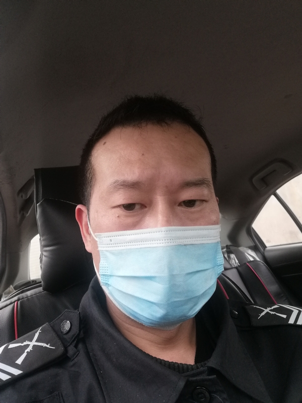 不会躲的刺猬的第一张照片--南阳相亲服务中心