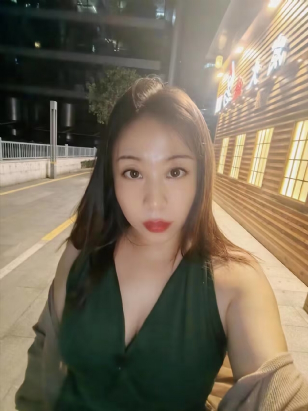 叶子青青的第三张照片--南阳相亲服务中心