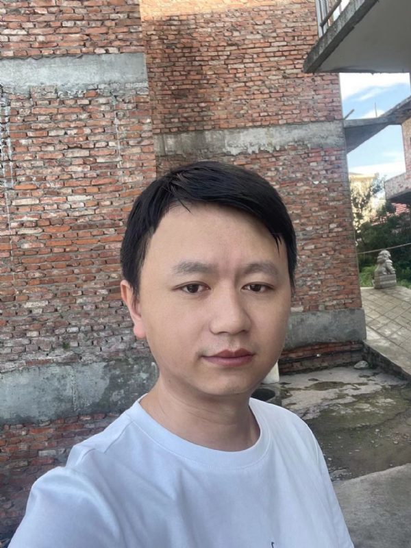 行人的第一张照片--南阳相亲服务中心