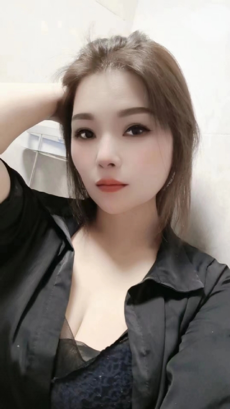 爱笑的女孩的第一张照片--南阳相亲服务中心