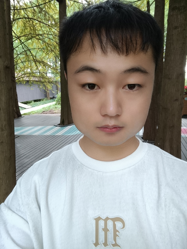 故人似的第一张照片--南阳相亲服务中心