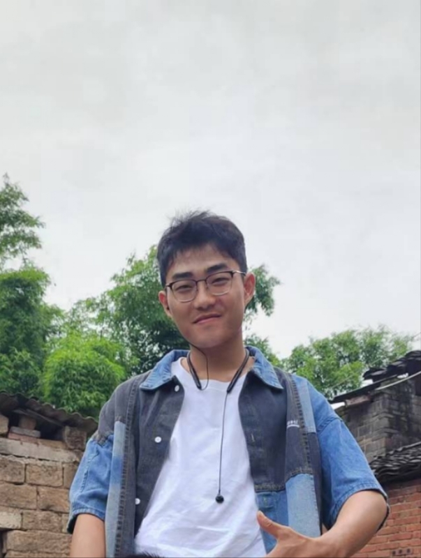 越努力越幸运的第一张照片--南阳相亲服务中心