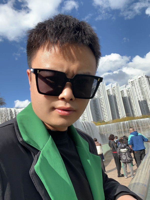 子阳的第一张照片--南阳相亲服务中心