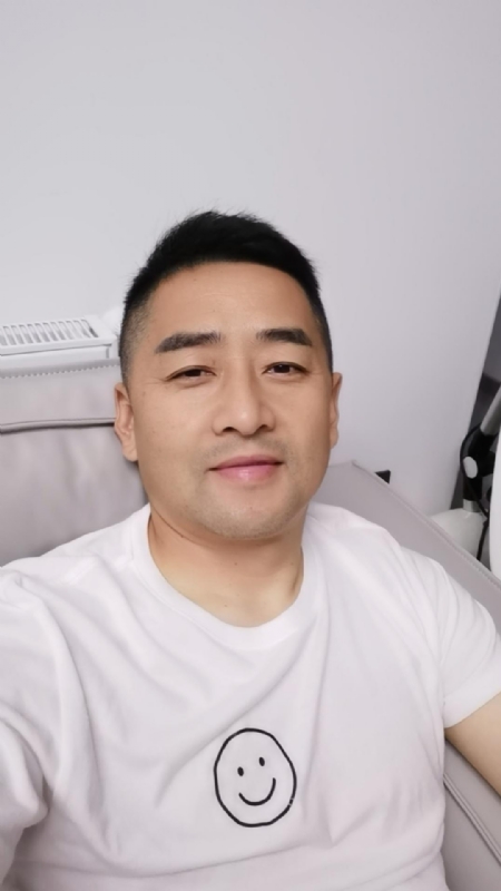 向阳而生的第一张照片--南阳相亲服务中心