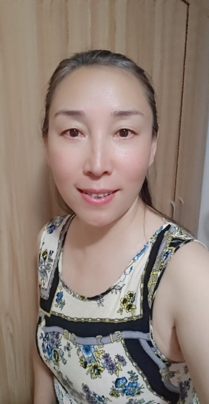 晓琴的第二张照片--南阳相亲服务中心