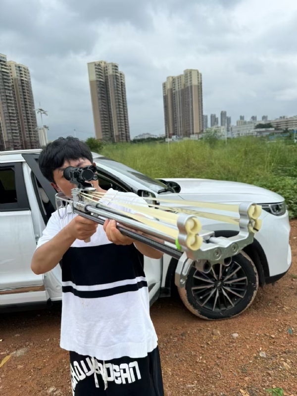 凌其飞的第三张照片--南阳相亲服务中心