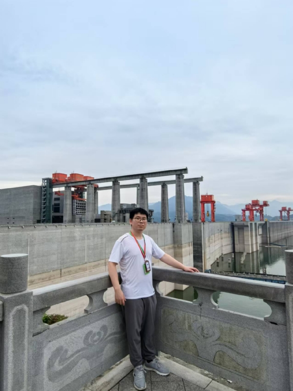 xhfsx的第一张照片--南阳相亲服务中心