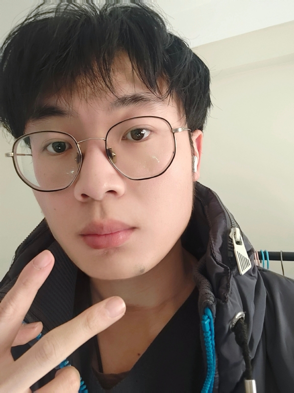 俊哒哒哒的第一张照片--南阳相亲服务中心