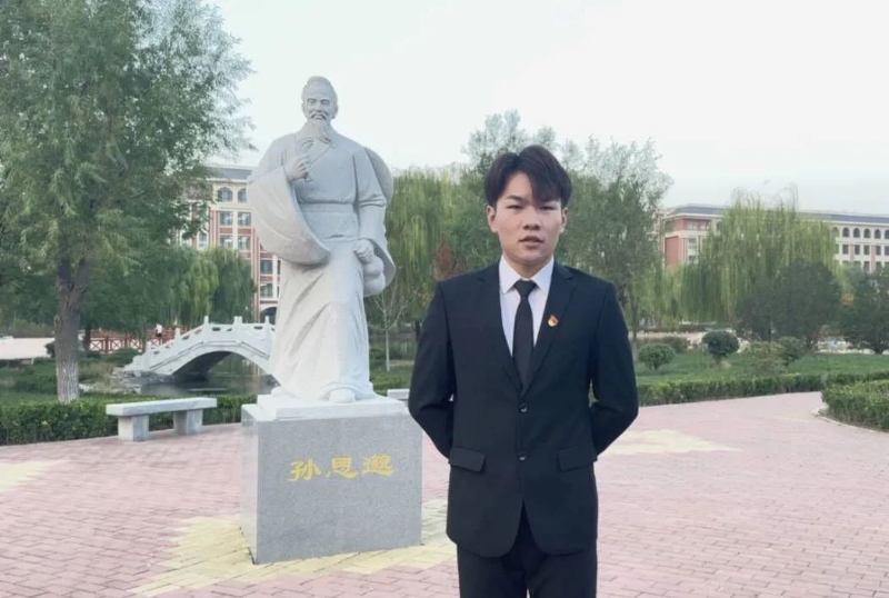 尚明月的第一张照片--南阳相亲服务中心