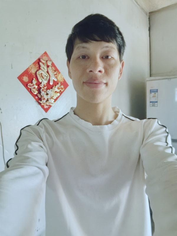 夏风微凉的第一张照片--南阳相亲服务中心