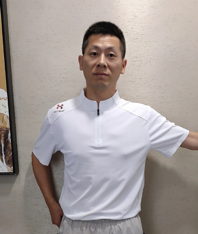 红旗下长大的第一张照片--南阳相亲服务中心