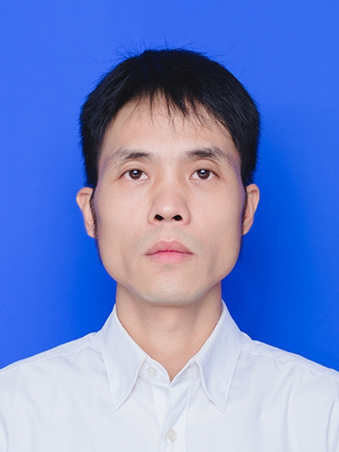 魅力中年的第一张照片--南阳相亲服务中心