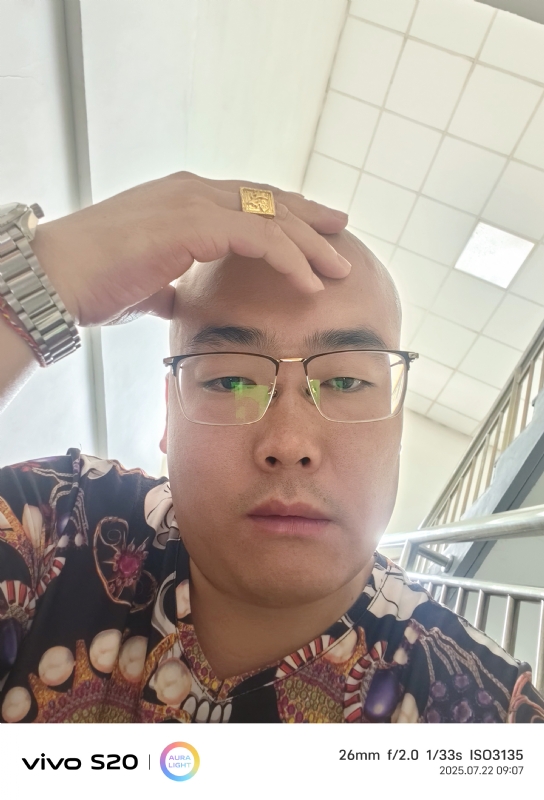 一生诺言的第五张照片--南阳相亲服务中心